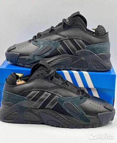 Мужские зимние кроссовки Adidas