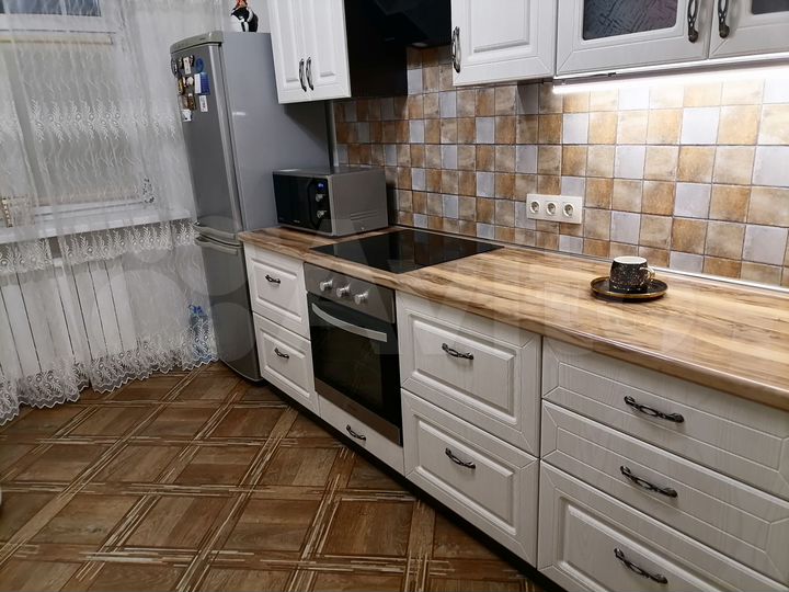2-к. квартира, 59 м², 2/11 эт.