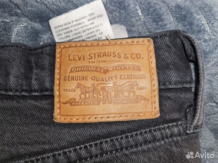 Джинсы levis