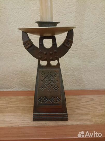 Подсвечники металлические