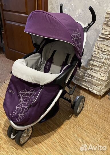 Коляска детская прогулочная
