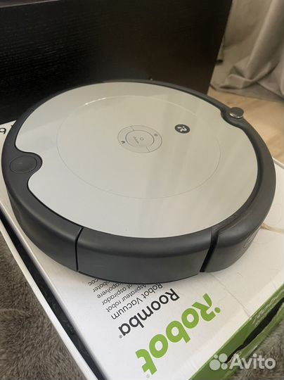 Робот пылесос irobot roomba 698