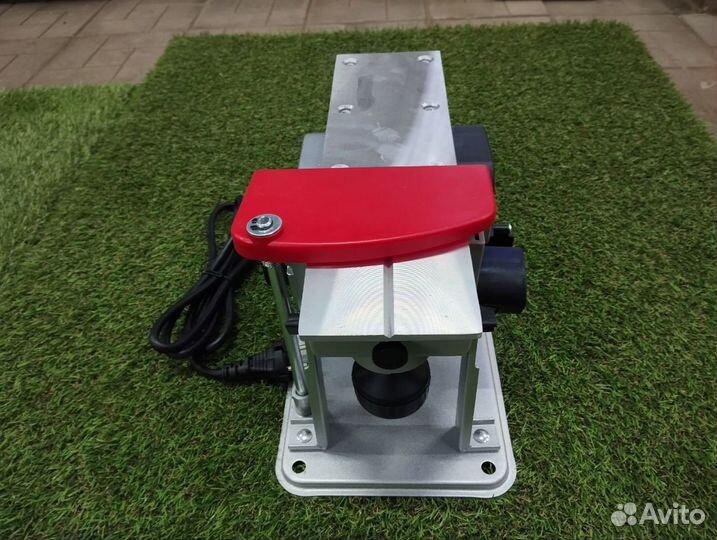 Рубанок электрический Р-110/1100М. Интерскол