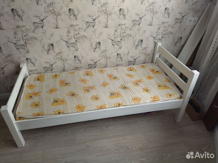 Детская кровать с матрасом бу