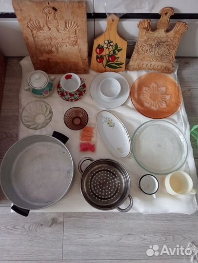 Разнообразная кухонная утварь