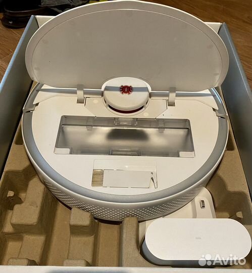 Робот пылесос Roborock