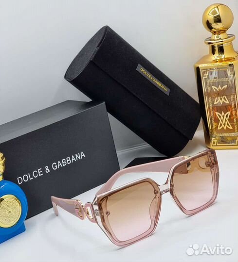 Очки солнцезащитные