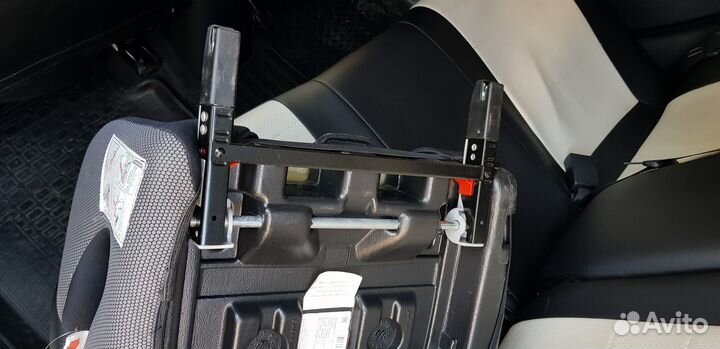 Бустер детский в машину siger fix группа 3