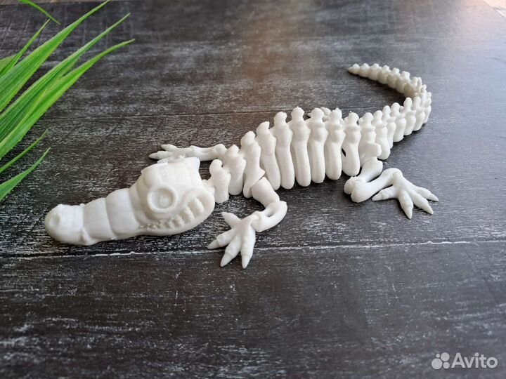 Скелет крокодила подвижный