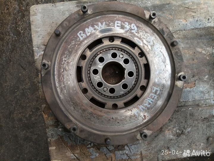 Маховик BMW E39 2.0 бензин 1997 год