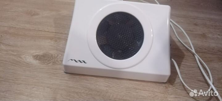 Вентилятор вытяжной манекюра,педикюра