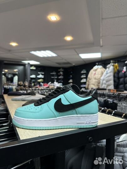 Кроссовки Nike tiffany