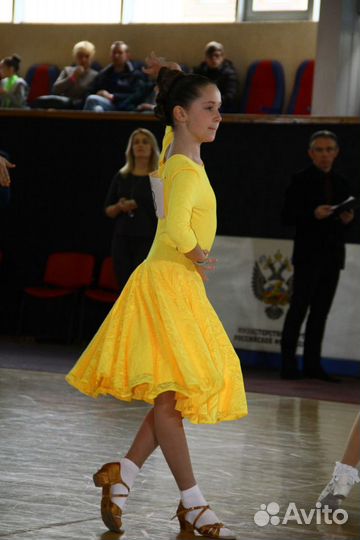 Платье для бальных танцев