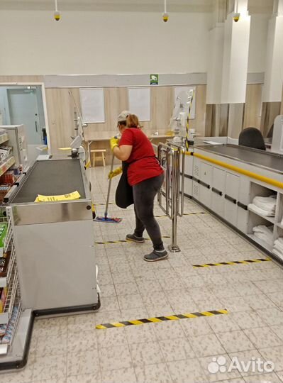 Клининг, Клининг коммерческих помещений, Уборка