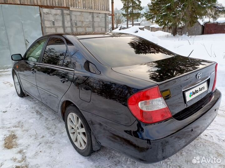 Toyota Camry 2.4 AT, 2004, 319 300 км