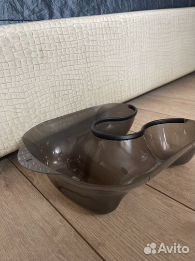 Чаша-лоток на шею для окрашивания волос