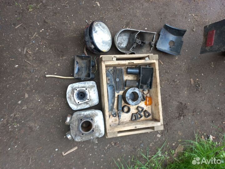 Продам запчасти на мотоцикл Минск