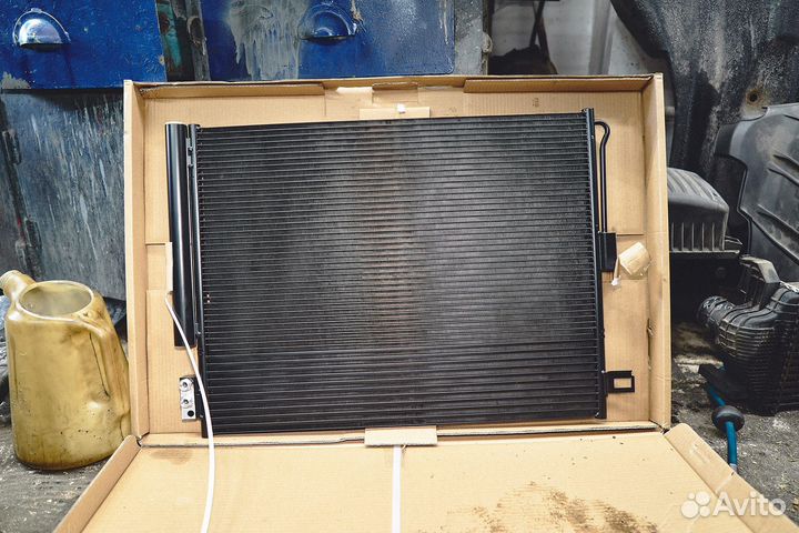 Радиатор кондиционера Honda