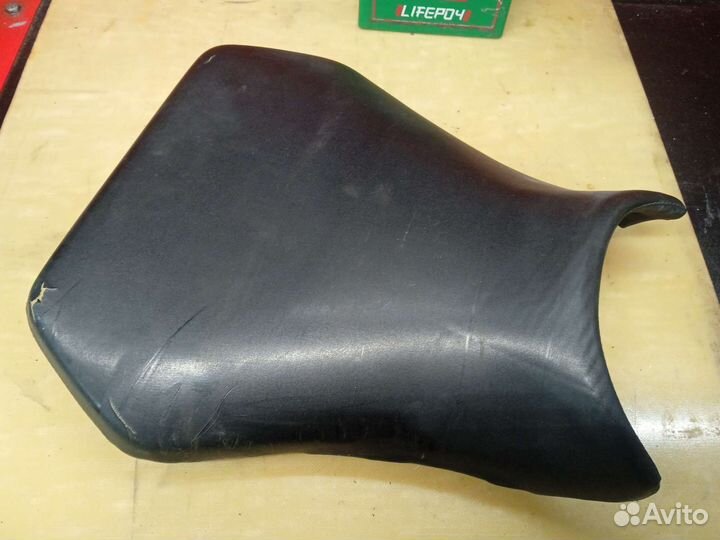 Yamaha R1 2002-2003. Сиденье водительское