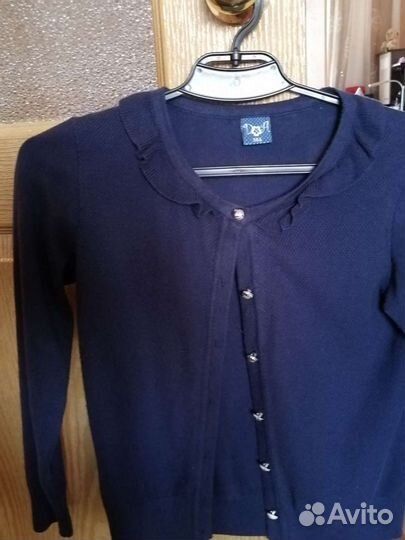 Синяя кофта школьная