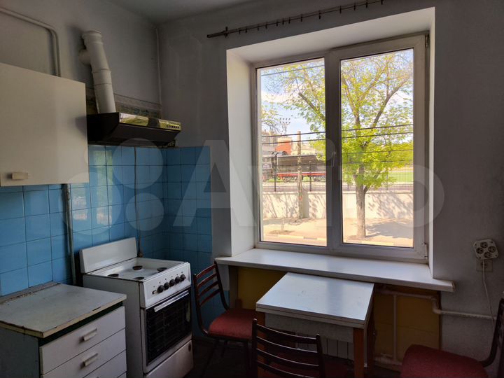 2-к. квартира, 55 м², 2/5 эт.