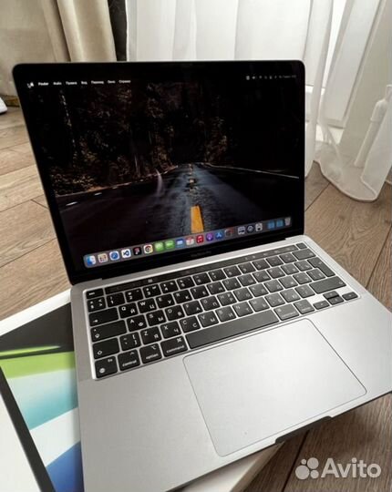 Apple macbook pro 13 2020 m1 16gb 256