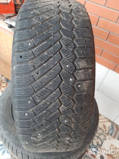 Continental ContiIceContact 205/55 R16 94T