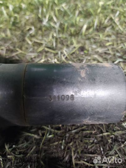 Насос омывателя Toyota Avensis