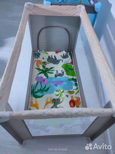 Кровать манеж