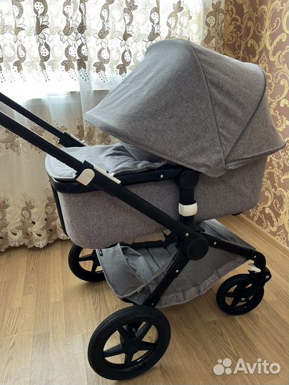Коляска Bugaboo Fox 2 в 1 Classic на черной шасси