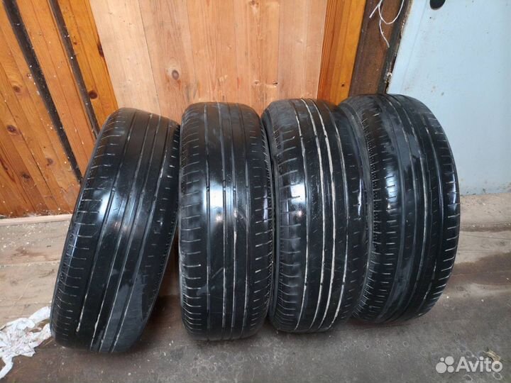 Yokohama BluEarth AE50 215/65 R17 99