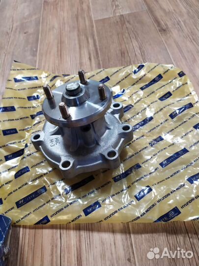 Водяная помпа Hyundai, KIA