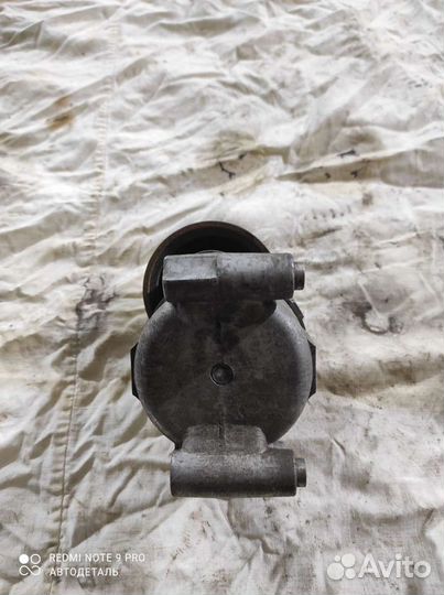 Натяжитель ремня Ford focus 2