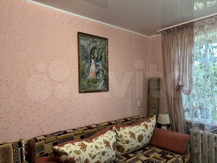 Комната 12 м² в > 9-к., 2/5 эт.