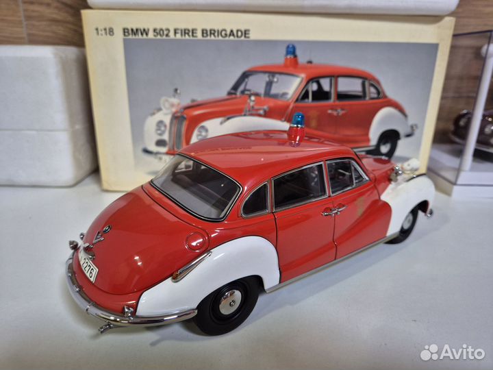 BMW 502 1/18 AutoArt