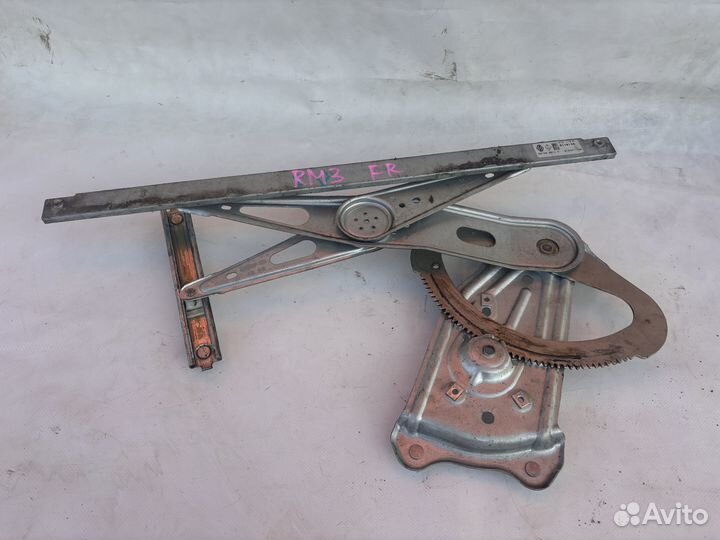 Стеклоподъемник передний правый Renault Megane 3