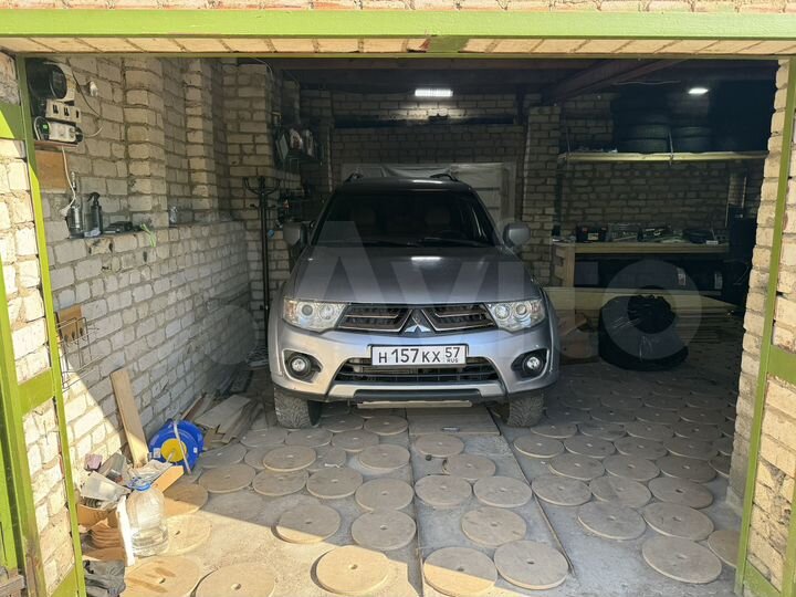 Гараж, > 30 м²