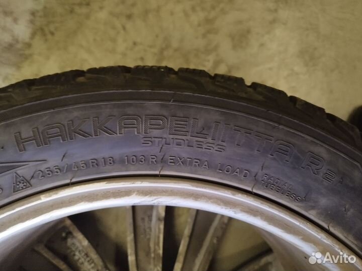 Nokian Tyres Hakkapeliitta R2 255/45 R18 103R