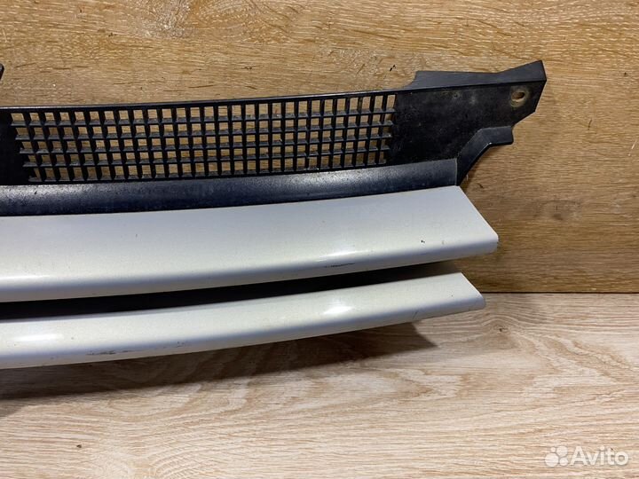 Решетка радиатора Volkswagen Golf 4 Арт. 130406