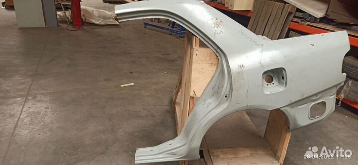 Крыло заднее Mitsubishi Carisma DA1A