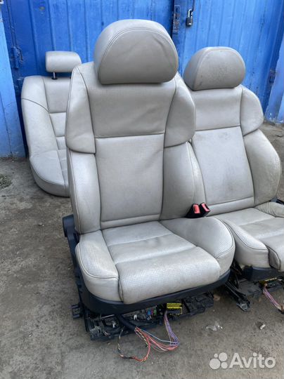 Сиденья передние бмв м5 е60