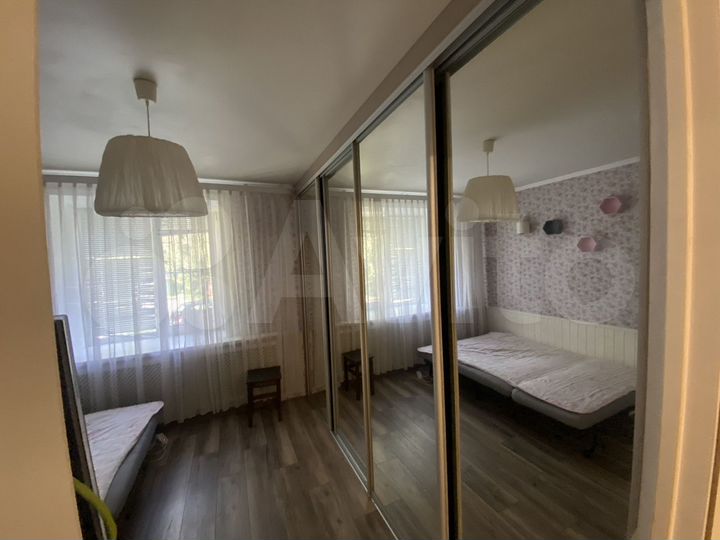 2-к. квартира, 48 м², 1/5 эт.