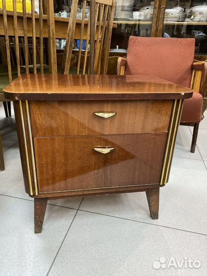 Тумба прикроватная Венгрия ретро массив 60 гг