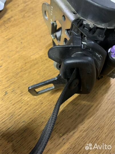 Ремень безопасности с пиропатроном VW Touareg