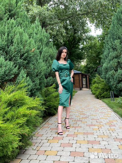 Платье вечернее