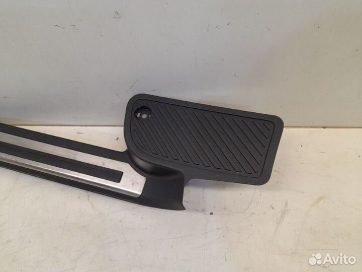 Накладка порога внутренняя задняя левая Toyota