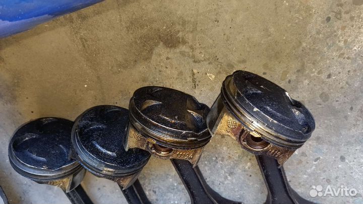 Шатуны с поршнями 11194