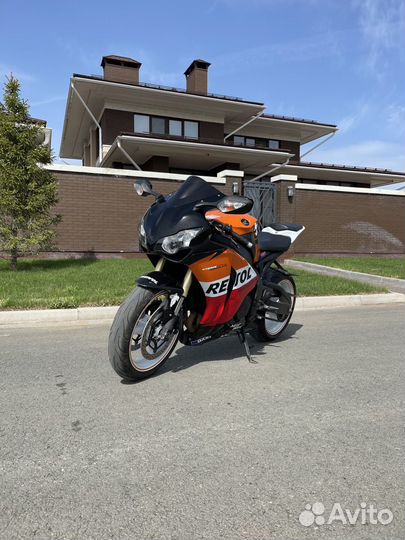 Honda CBR 1000 RR Fireblade