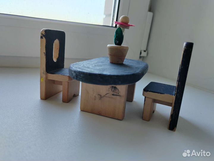Набор деревянной мебели для кукол