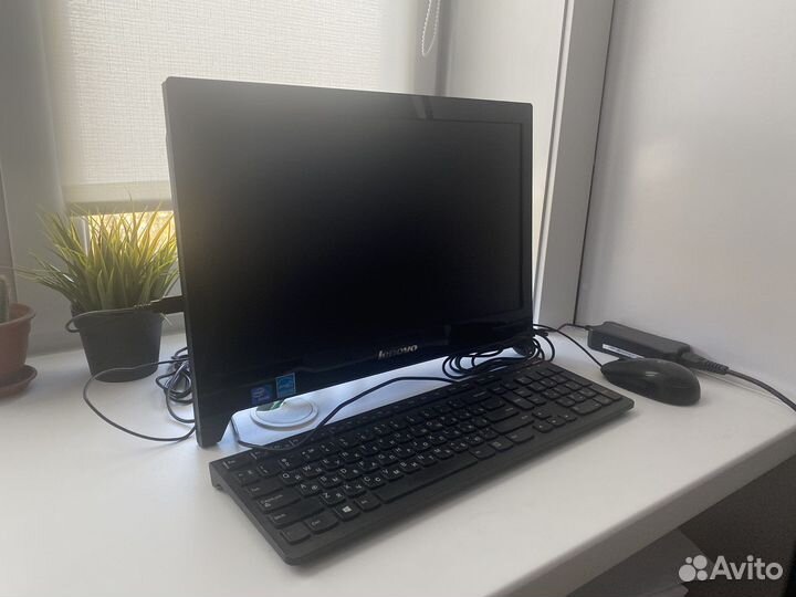 Моноблок lenovo С240